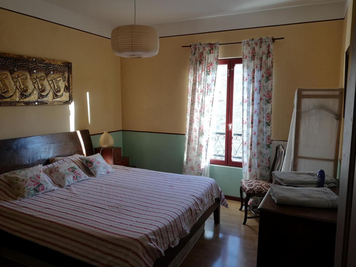 L'Ours Des Corbieres - Chambres D'Hotes Servies-en-Val Bagian luar foto